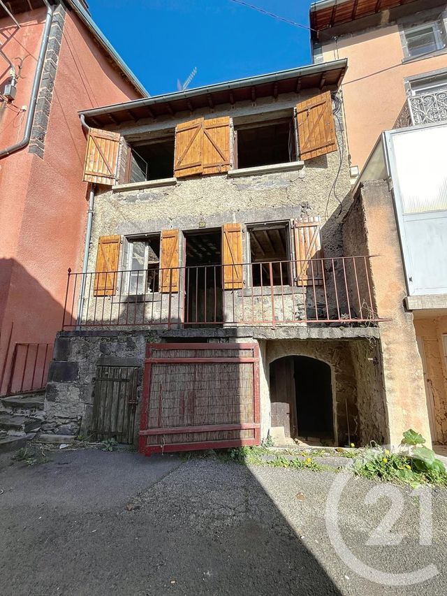 maison - VOLVIC - 63