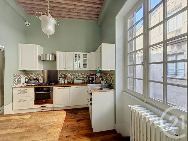 Appartement F6 à vendre - 6 pièces - 195.0 m2 - RIOM - 63 - AUVERGNE - Century 21 Agence Girard