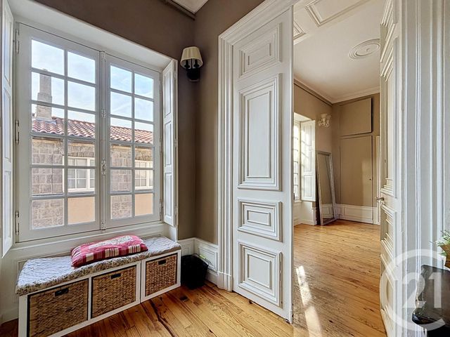 Appartement F6 à vendre - 6 pièces - 195.0 m2 - RIOM - 63 - AUVERGNE - Century 21 Agence Girard