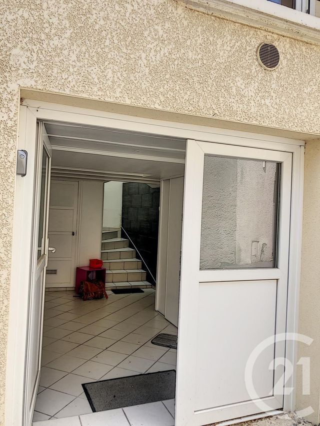 Afficher la photo en grand maison à vendre - 9 pièces - 300.0 m2 - MENETROL - 63 - AUVERGNE - Century 21 Agence Girard