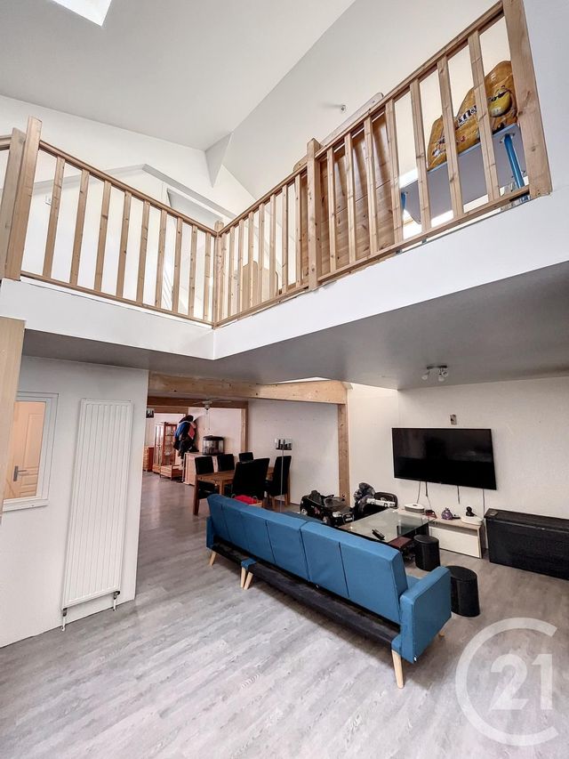 maison à vendre - 5 pièces - 179.5 m2 - RIOM - 63 - AUVERGNE - Century 21 Agence Girard