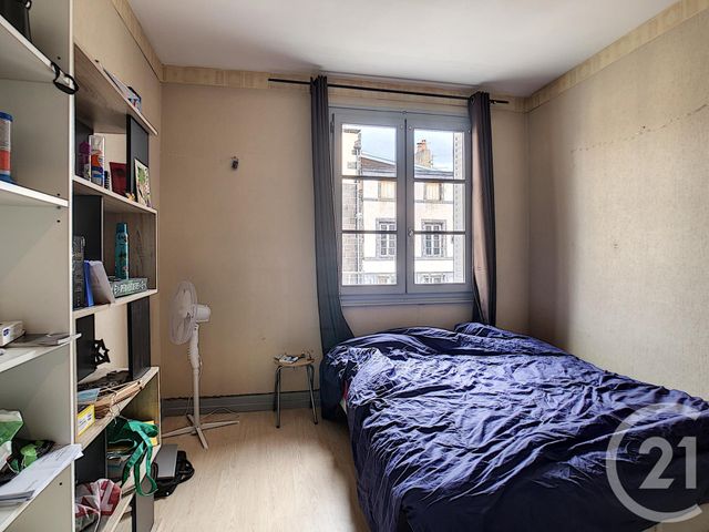 Appartement F4 à vendre - 4 pièces - 72.0 m2 - RIOM - 63 - AUVERGNE - Century 21 Agence Girard Appartement F4 à vendre - 4 pièces - 72.0 m2 - RIOM - 63 - AUVERGNE - Century 21 Agence Girard