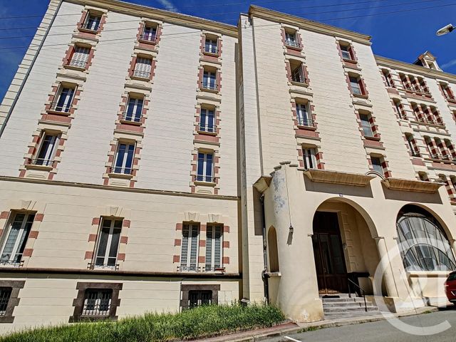 Appartement à vendre - 2 pièces - 44.5 m2 - CHATELGUYON - 63 - AUVERGNE - Century 21 Agence Girard Appartement à vendre - 2 pièces - 44.5 m2 - CHATELGUYON - 63 - AUVERGNE - Century 21 Agence Girard