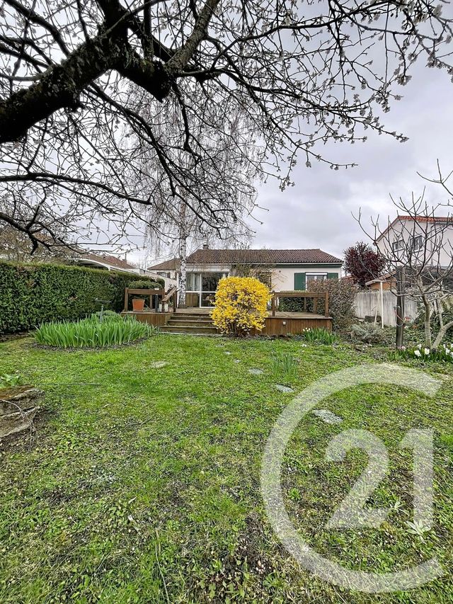 maison à vendre - 4 pièces - 100.0 m2 - RIOM - 63 - AUVERGNE - Century 21 Agence Girard