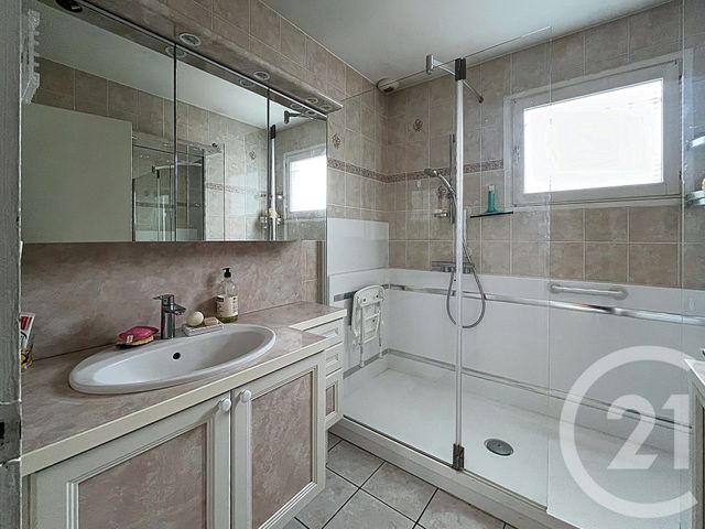 maison à vendre - 4 pièces - 100.0 m2 - RIOM - 63 - AUVERGNE - Century 21 Agence Girard