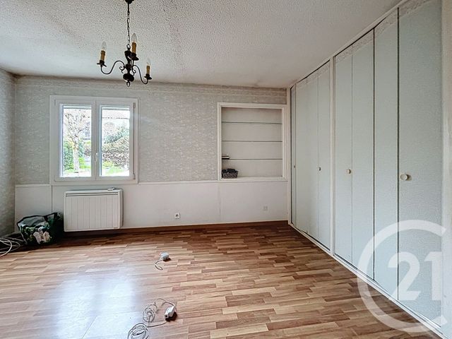 maison à vendre - 4 pièces - 100.0 m2 - RIOM - 63 - AUVERGNE - Century 21 Agence Girard