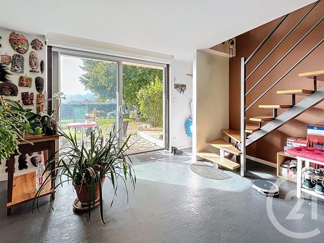 Afficher la photo en grand maison à vendre - 4 pièces - 145.04 m2 - CHATEL GUYON - 63 - AUVERGNE - Century 21 Agence Girard