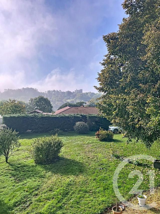 Afficher la photo en grand maison à vendre - 4 pièces - 145.04 m2 - CHATEL GUYON - 63 - AUVERGNE - Century 21 Agence Girard
