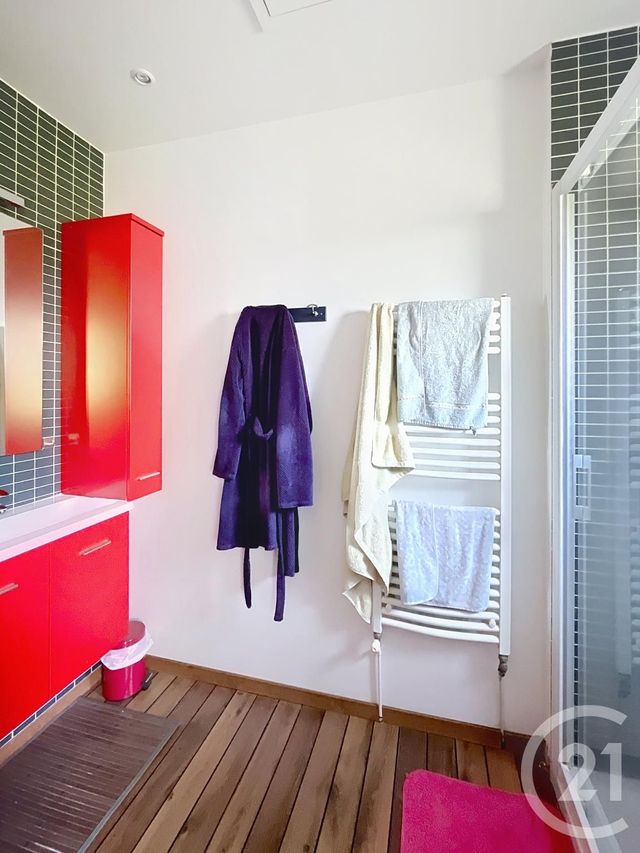 Afficher la photo en grand maison à vendre - 4 pièces - 145.04 m2 - CHATEL GUYON - 63 - AUVERGNE - Century 21 Agence Girard