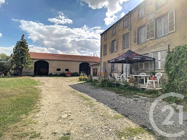 maison à vendre - 8 pièces - 241.12 m2 - SURAT - 63 - AUVERGNE - Century 21 Agence Girard maison à vendre - 8 pièces - 241.12 m2 - SURAT - 63 - AUVERGNE - Century 21 Agence Girard