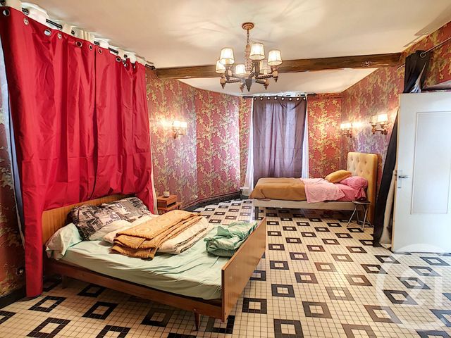 maison à vendre - 8 pièces - 241.12 m2 - SURAT - 63 - AUVERGNE - Century 21 Agence Girard maison à vendre - 8 pièces - 241.12 m2 - SURAT - 63 - AUVERGNE - Century 21 Agence Girard