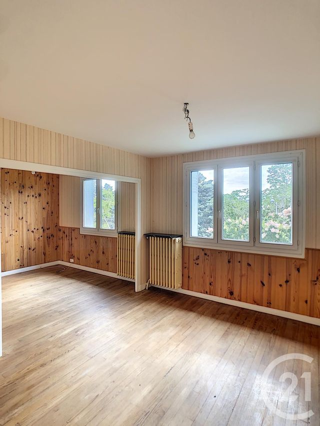 Afficher la photo en grand maison à vendre - 4 pièces - 70.0 m2 - COMBRONDE - 63 - AUVERGNE - Century 21 Agence Girard