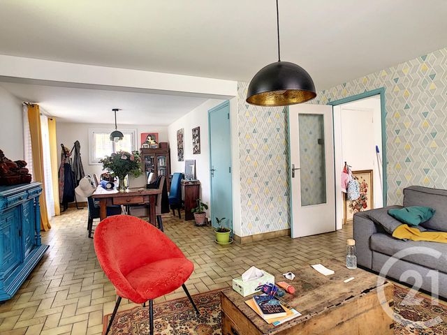 maison à vendre - 8 pièces - 216.73 m2 - CHATELGUYON - 63 - AUVERGNE - Century 21 Agence Girard maison à vendre - 8 pièces - 216.73 m2 - CHATELGUYON - 63 - AUVERGNE - Century 21 Agence Girard
