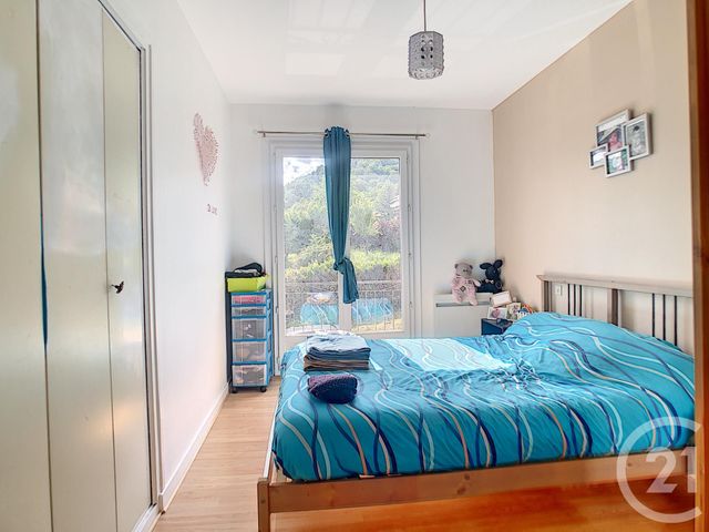 maison à vendre - 8 pièces - 216.73 m2 - CHATELGUYON - 63 - AUVERGNE - Century 21 Agence Girard maison à vendre - 8 pièces - 216.73 m2 - CHATELGUYON - 63 - AUVERGNE - Century 21 Agence Girard