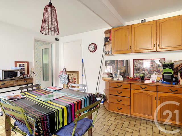 maison à vendre - 8 pièces - 216.73 m2 - CHATELGUYON - 63 - AUVERGNE - Century 21 Agence Girard maison à vendre - 8 pièces - 216.73 m2 - CHATELGUYON - 63 - AUVERGNE - Century 21 Agence Girard