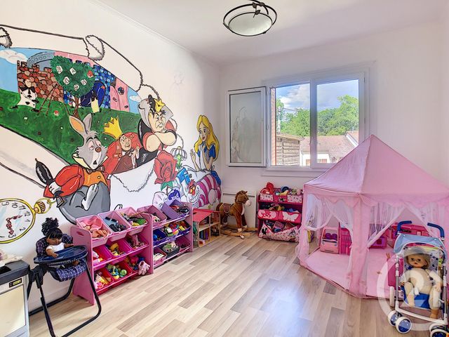 maison à vendre - 8 pièces - 216.73 m2 - CHATELGUYON - 63 - AUVERGNE - Century 21 Agence Girard maison à vendre - 8 pièces - 216.73 m2 - CHATELGUYON - 63 - AUVERGNE - Century 21 Agence Girard