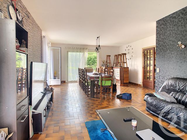 maison à vendre - 8 pièces - 216.73 m2 - CHATELGUYON - 63 - AUVERGNE - Century 21 Agence Girard maison à vendre - 8 pièces - 216.73 m2 - CHATELGUYON - 63 - AUVERGNE - Century 21 Agence Girard