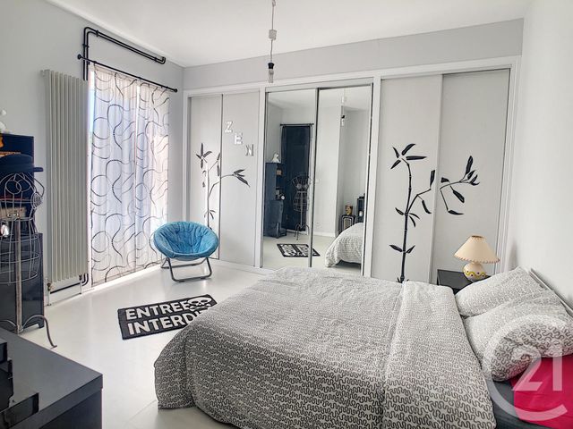 Afficher la photo en grand maison à vendre - 8 pièces - 305.0 m2 - BLANZAT - 63 - AUVERGNE - Century 21 Agence Girard