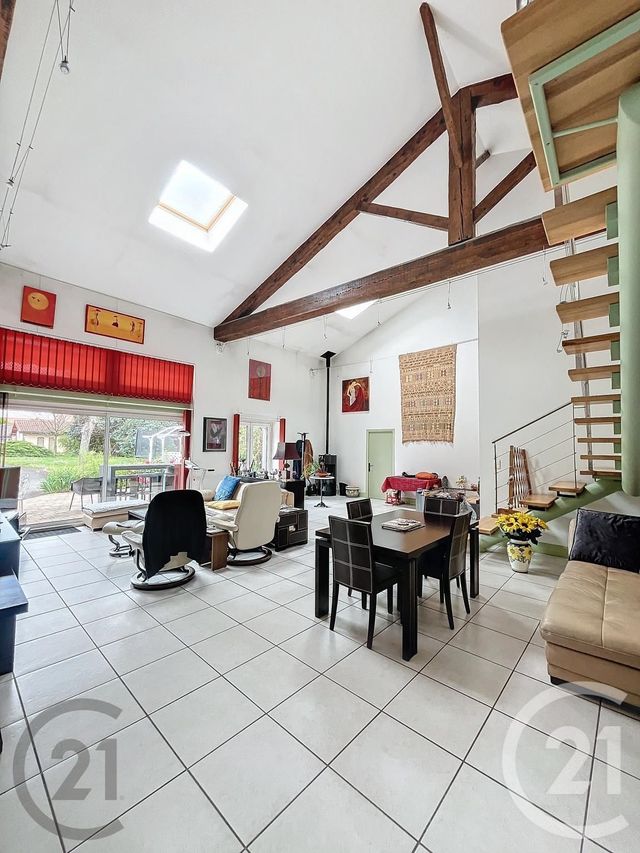 maison à vendre - 9 pièces - 360.0 m2 - MENETROL - 63 - AUVERGNE - Century 21 Agence Girard