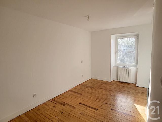 maison à louer - 3 pièces - 70.55 m2 - ST GEORGES DE MONS - 63 - AUVERGNE - Century 21 Agence Girard maison à louer - 3 pièces - 70.55 m2 - ST GEORGES DE MONS - 63 - AUVERGNE - Century 21 Agence Girard
