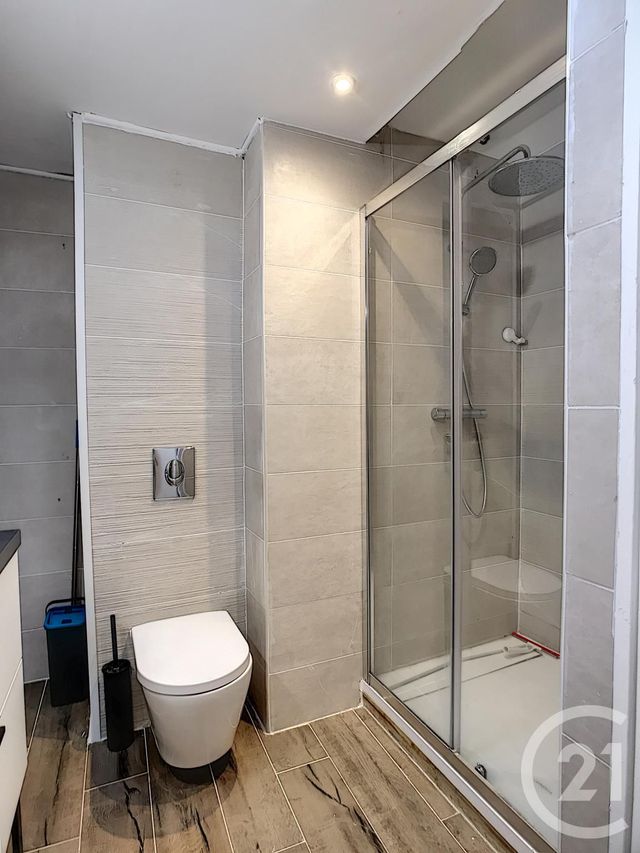 maison à vendre - 4 pièces - 137.98 m2 - RIOM - 63 - AUVERGNE - Century 21 Agence Girard maison à vendre - 4 pièces - 137.98 m2 - RIOM - 63 - AUVERGNE - Century 21 Agence Girard