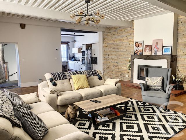 maison à vendre - 4 pièces - 137.98 m2 - RIOM - 63 - AUVERGNE - Century 21 Agence Girard maison à vendre - 4 pièces - 137.98 m2 - RIOM - 63 - AUVERGNE - Century 21 Agence Girard