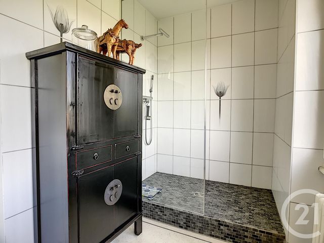Afficher la photo en grand maison à vendre - 8 pièces - 156.53 m2 - MOZAC - 63 - AUVERGNE - Century 21 Agence Girard