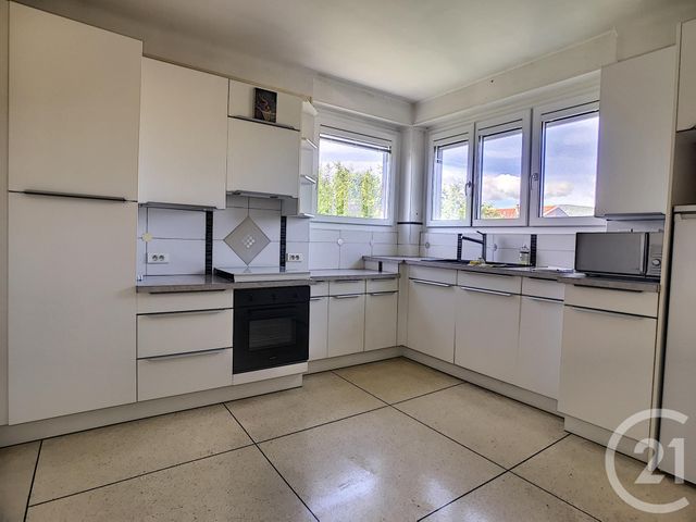 Afficher la photo en grand maison à vendre - 8 pièces - 156.53 m2 - MOZAC - 63 - AUVERGNE - Century 21 Agence Girard