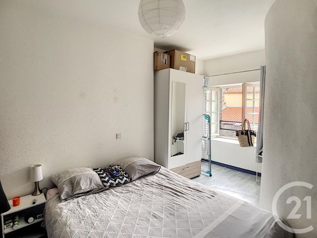 Appartement F2 à louer - 2 pièces - 42.0 m2 - RIOM - 63 - AUVERGNE - Century 21 Agence Girard Appartement F2 à louer - 2 pièces - 42.0 m2 - RIOM - 63 - AUVERGNE - Century 21 Agence Girard