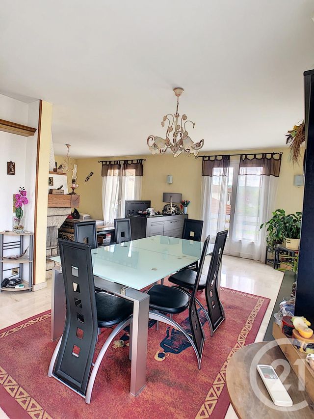 Afficher la photo en grand maison à vendre - 8 pièces - 216.0 m2 - MOZAC - 63 - AUVERGNE - Century 21 Agence Girard