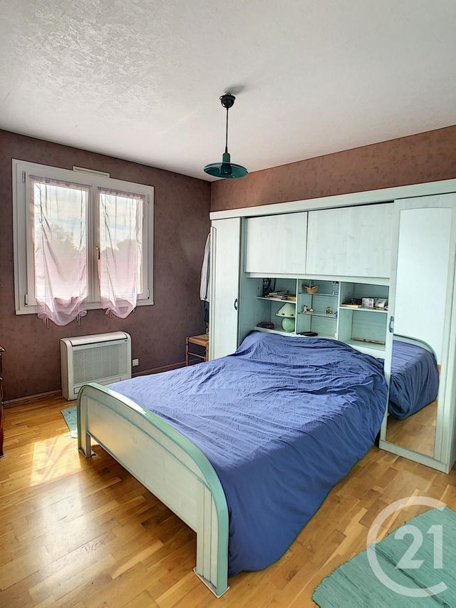 Afficher la photo en grand maison à vendre - 8 pièces - 216.0 m2 - MOZAC - 63 - AUVERGNE - Century 21 Agence Girard