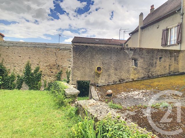Afficher la photo en grand maison à vendre - 6 pièces - 127.0 m2 - COMBRONDE - 63 - AUVERGNE - Century 21 Agence Girard