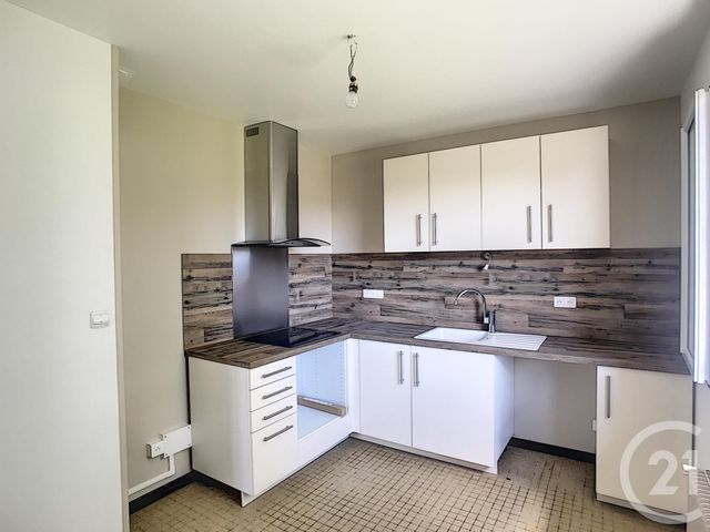 Afficher la photo en grand maison à louer - 5 pièces - 111.57 m2 - MENETROL - 63 - AUVERGNE - Century 21 Agence Girard