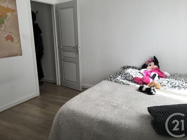 Afficher la photo en grand maison à louer - 2 pièces - 35.0 m2 - CLERMONT FERRAND - 63 - AUVERGNE - Century 21 Agence Girard