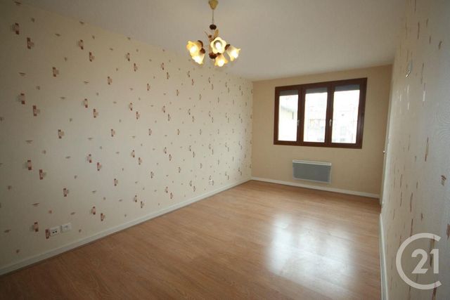 Afficher la photo en grand maison à louer - 3 pièces - 69.12 m2 - RIOM - 63 - AUVERGNE - Century 21 Agence Girard