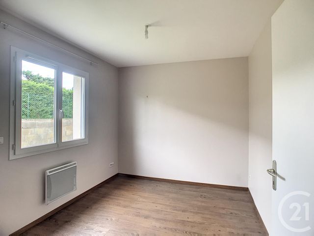 Afficher la photo en grand maison à louer - 4 pièces - 113.0 m2 - COMBRONDE - 63 - AUVERGNE - Century 21 Agence Girard
