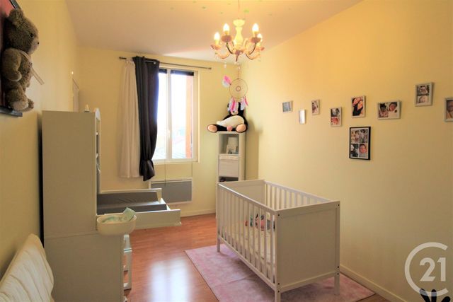 Afficher la photo en grand maison à louer - 4 pièces - 104.29 m2 - VARENNES SUR MORGE - 63 - AUVERGNE - Century 21 Agence Girard