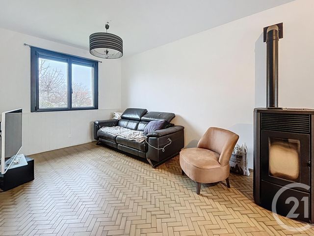 maison à vendre - 4 pièces - 135.0 m2 - CHATEAUGAY - 63 - AUVERGNE - Century 21 Agence Girard