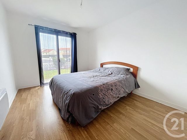 maison à vendre - 4 pièces - 135.0 m2 - CHATEAUGAY - 63 - AUVERGNE - Century 21 Agence Girard