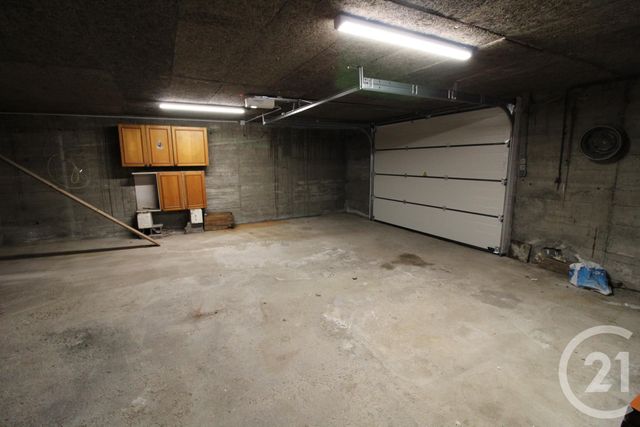 maison à vendre - 4 pièces - 135.0 m2 - CHATEAUGAY - 63 - AUVERGNE - Century 21 Agence Girard