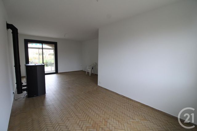 maison à vendre - 4 pièces - 135.0 m2 - CHATEAUGAY - 63 - AUVERGNE - Century 21 Agence Girard