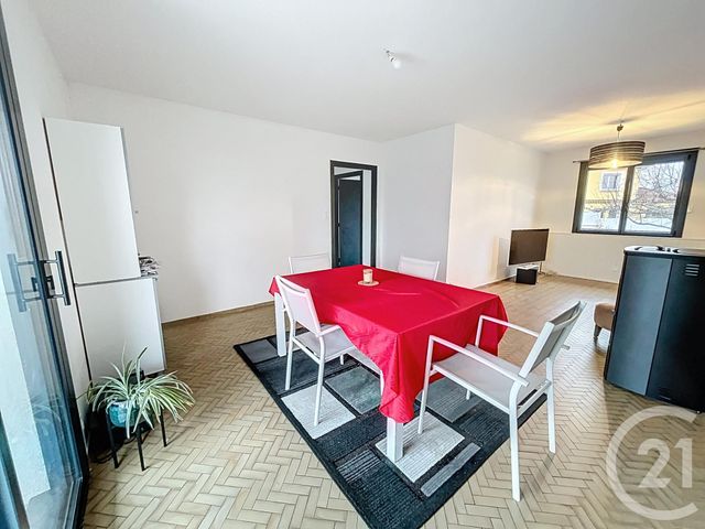 maison à vendre - 4 pièces - 135.0 m2 - CHATEAUGAY - 63 - AUVERGNE - Century 21 Agence Girard