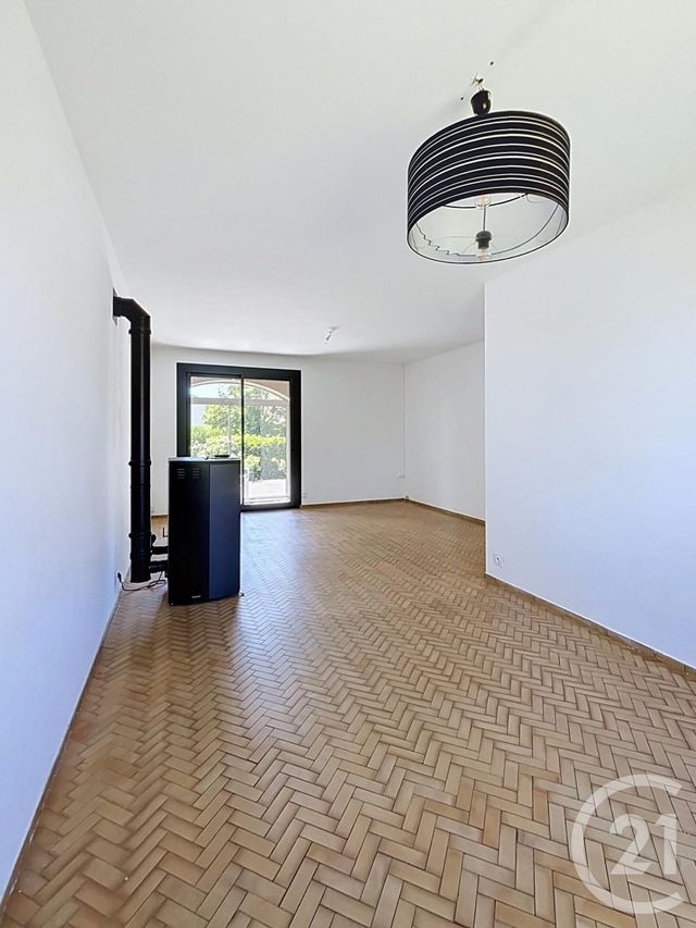 maison à vendre - 4 pièces - 135.0 m2 - CHATEAUGAY - 63 - AUVERGNE - Century 21 Agence Girard