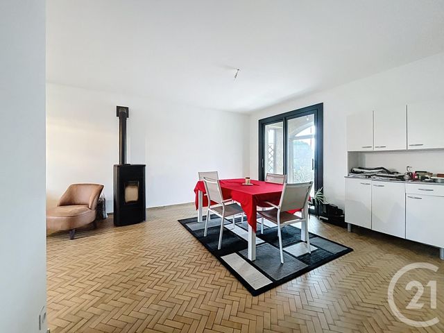 maison à vendre - 4 pièces - 135.0 m2 - CHATEAUGAY - 63 - AUVERGNE - Century 21 Agence Girard