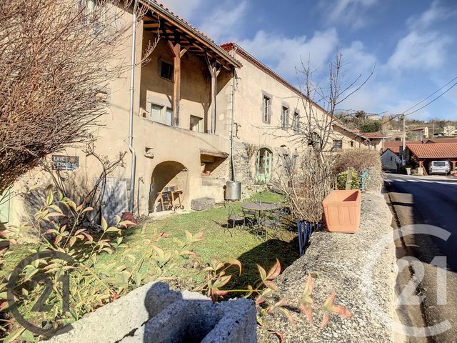 maison à vendre - 5 pièces - 157.5 m2 - TEILHEDE - 63 - AUVERGNE - Century 21 Agence Girard