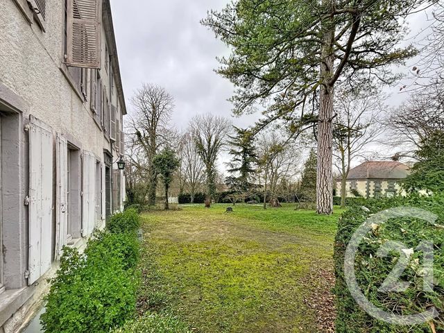 maison à vendre - 13 pièces - 415.0 m2 - CHAMBARON SUR MORGE - 63 - AUVERGNE - Century 21 Agence Girard