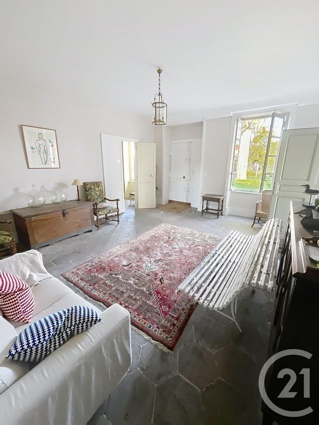 maison à vendre - 13 pièces - 415.0 m2 - CHAMBARON SUR MORGE - 63 - AUVERGNE - Century 21 Agence Girard