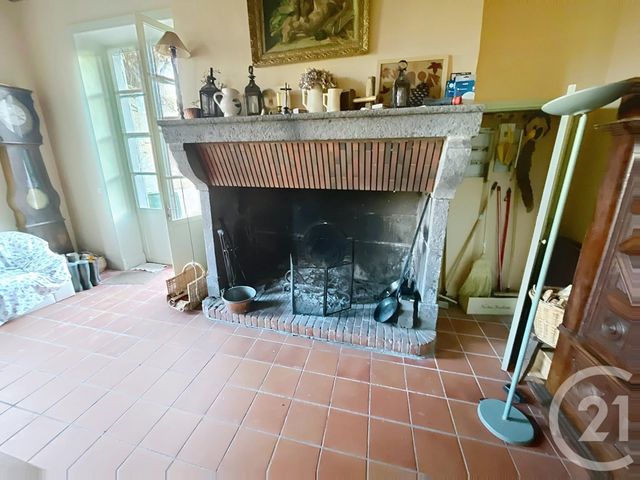 maison à vendre - 13 pièces - 415.0 m2 - CHAMBARON SUR MORGE - 63 - AUVERGNE - Century 21 Agence Girard