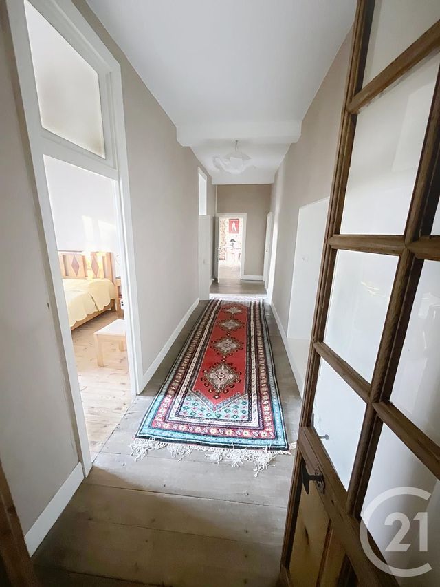 maison à vendre - 13 pièces - 415.0 m2 - CHAMBARON SUR MORGE - 63 - AUVERGNE - Century 21 Agence Girard