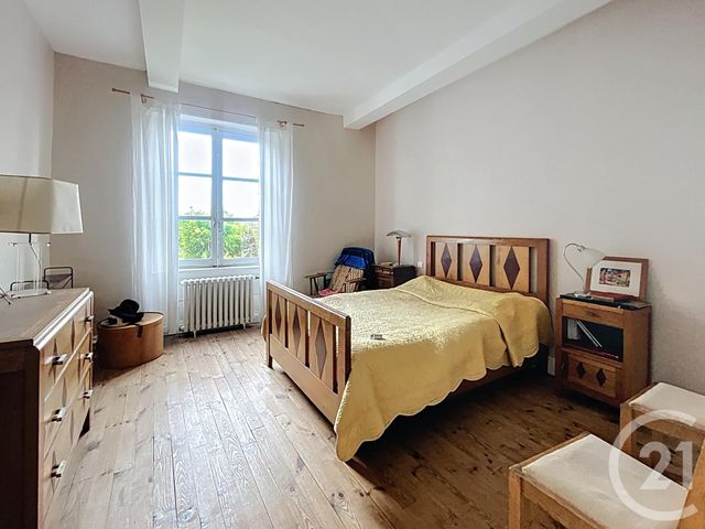 maison à vendre - 13 pièces - 415.0 m2 - CHAMBARON SUR MORGE - 63 - AUVERGNE - Century 21 Agence Girard